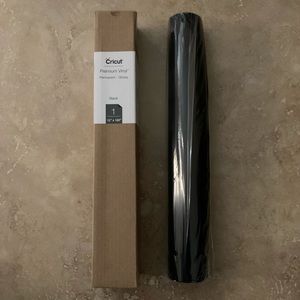 NIB Cricut Premium Vinyl - Black - Permanent - Glossy 12” x 180” (15 feet)
